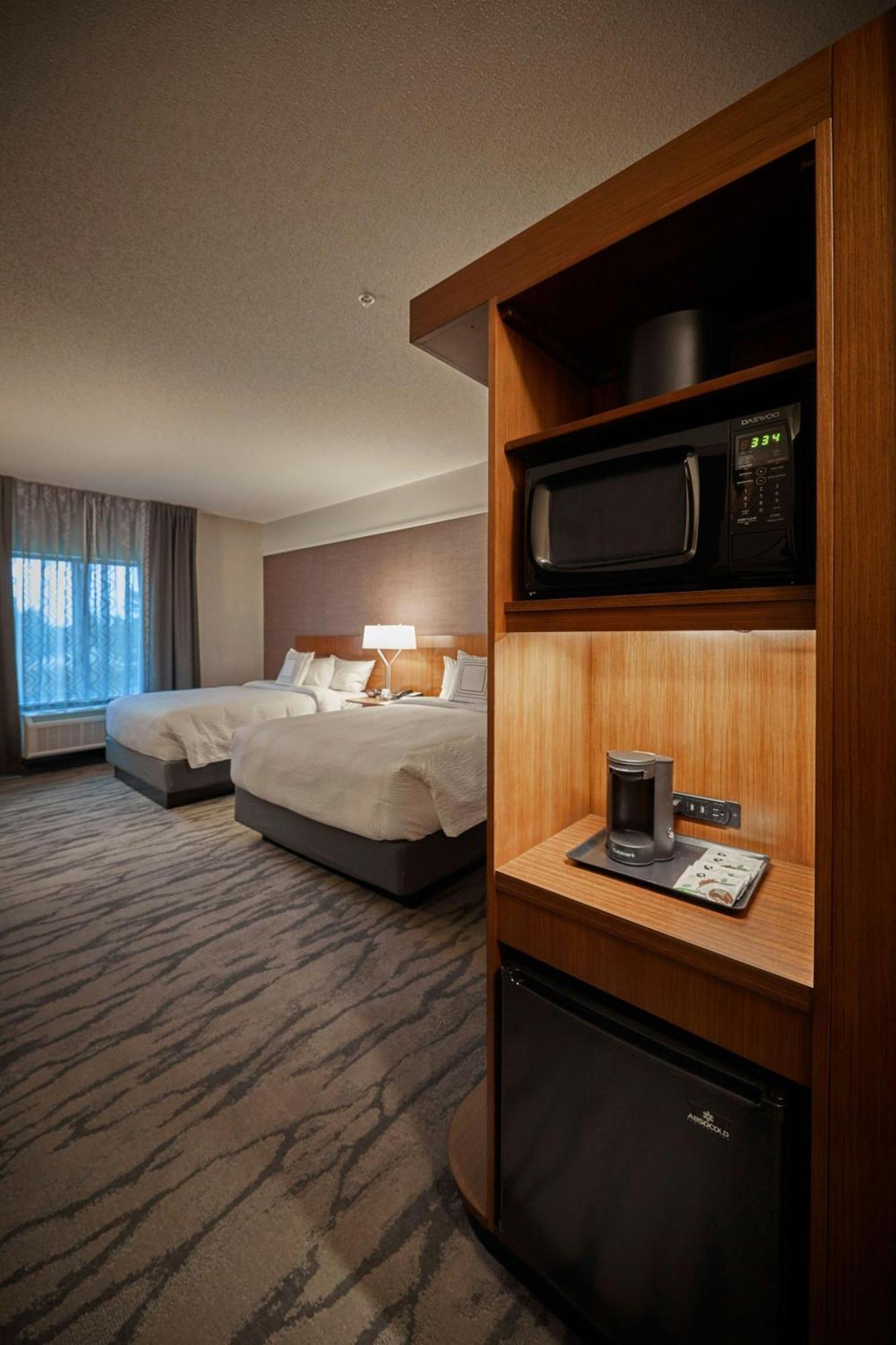 Fairfield & By Marriott Centralia 3*