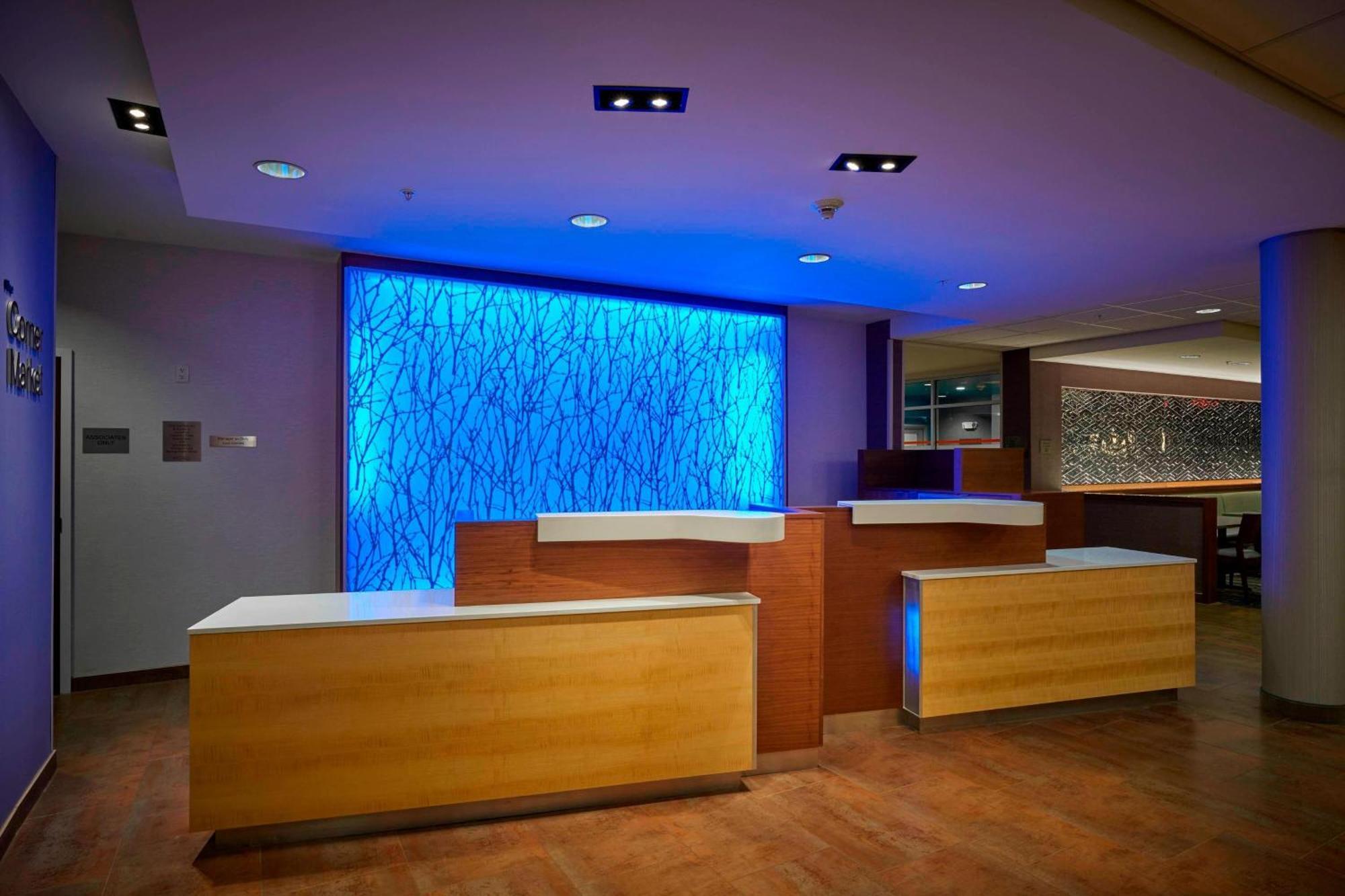 Hotel Fairfield & By Marriott Centralia Grand Mound