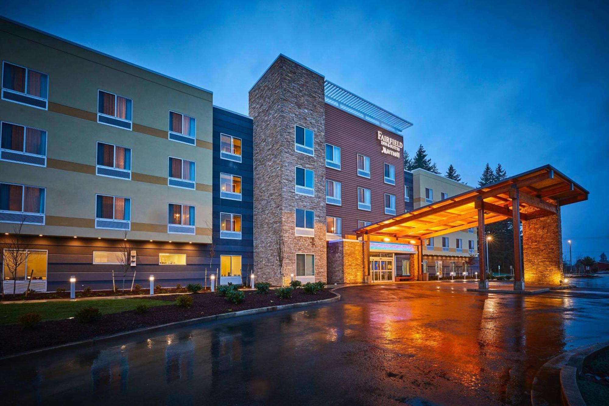 Hotel Fairfield & By Marriott Centralia